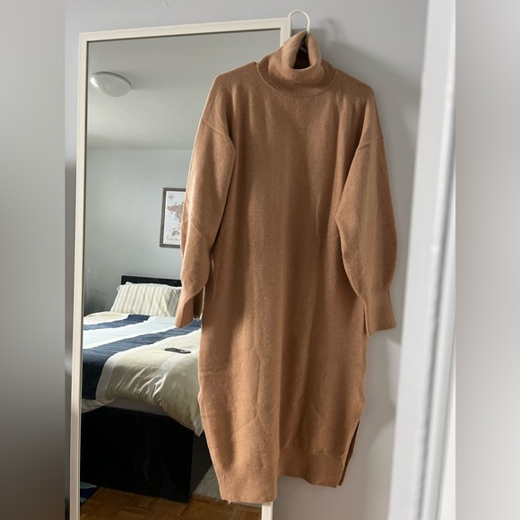H&M Sweater Dress - Picture 2 of 10